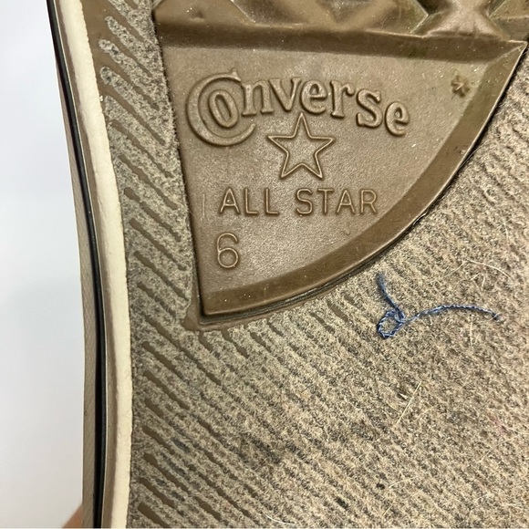 Converse sneakers with elastic back maroon with silver size 6 - Picture 7 of 7